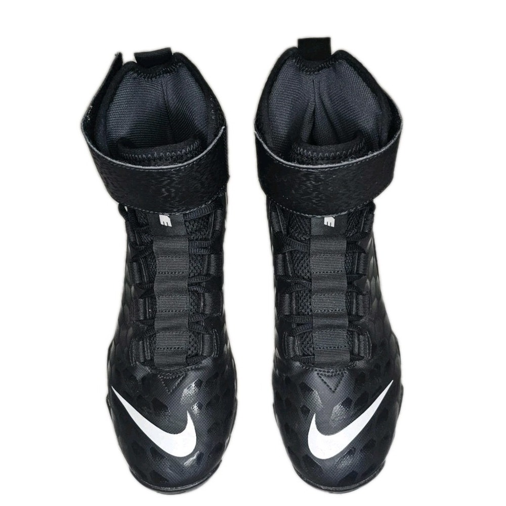 NIKE AQ7722-001 Savage Men HighTop Size10 Blk‎ Athletic Sport FBall Cleats